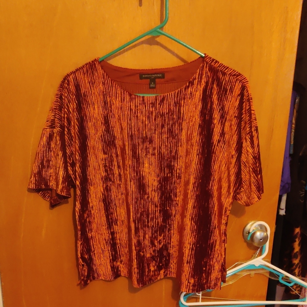 Banana Republic Orange Velvet Short Sleeve Top